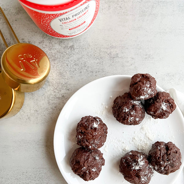 Celebrate Winter With These No-Bake Chocolate Peppermint Truffles | Vital Proteins