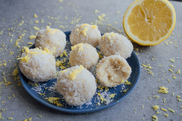 Be The Star Of The Potluck With No-Bake Lemon Coconut Bliss Balls | Vital Proteins
