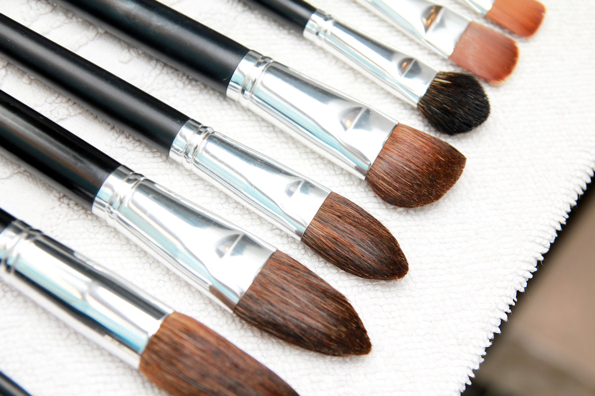 The best way to clean makeup brushes - TODAY